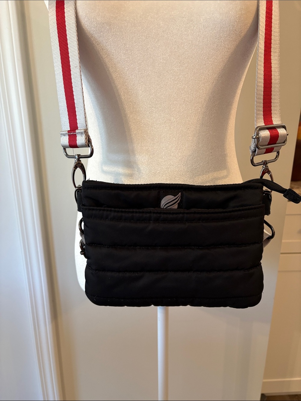 Think Royln Black Quilted Crossbody Bag with Red & Grey Long & Short GuitarStrap - Picture 4 of 11